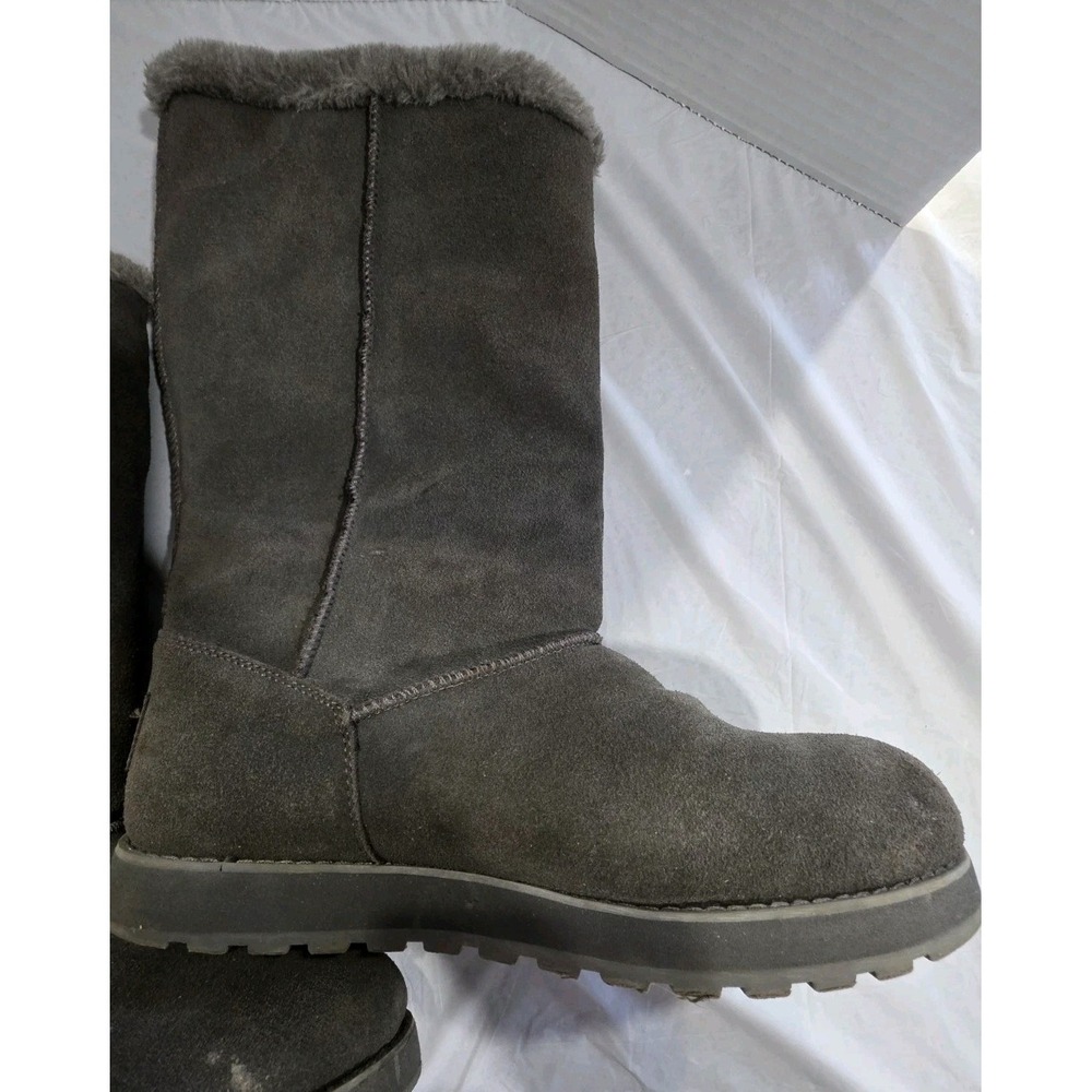 Skechers Womans Suede Boots Fleece Lined Pull On Flat Mid Calf Boot Grey Size 10 - Picture 3 of 11